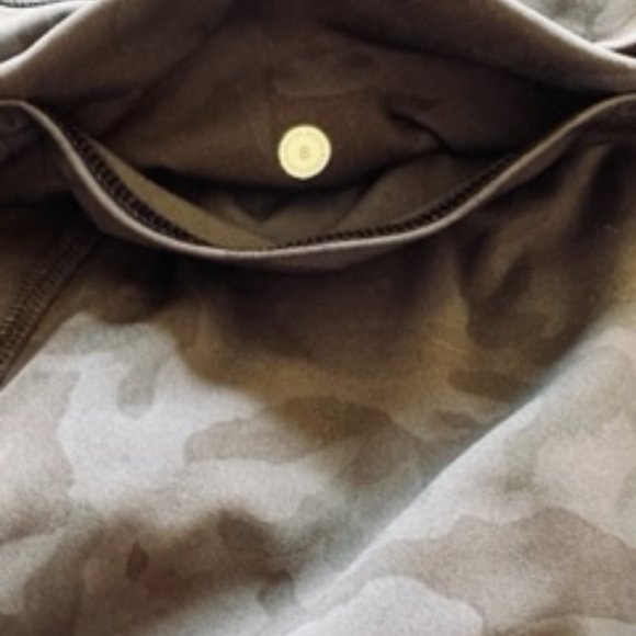 Lululemon Fast and Free Tight II 25" Nulux™ Incognito Camo Multi Grey Size 8 - Picture 3 of 3